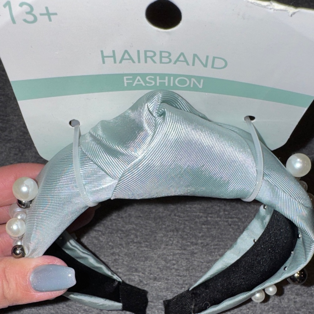 🩵4-Piece Beauty & Hair Accessories Bundle – New - Picture 8 of 14